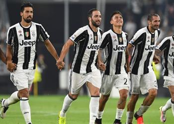 تقارير الميركاتو قبل الإنقضاض على فيراتي في الصيف يوفنتوس ي فاضل بين فيتسل وبيتانكور في الميركاتو الشتوي