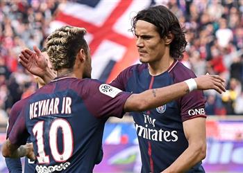 كافاني يحرج نيمار وي حدد أفضل من زامله في سان جيرمان