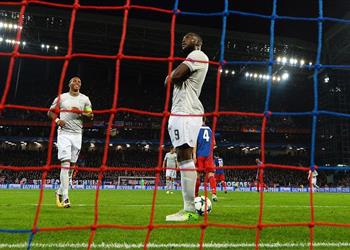 لوكاكو أهدافي أريد الألقاب