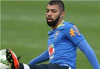 ليستر سيتي ينافس كبار إيطاليا للحصول على نجم سانتوس البرازيلي