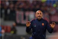 مؤتمر سباليتي علينا إثبات قوتنا على أرض الملعب ويؤكد مشاركة الحارس أليسون ويرد على زوجة توتي