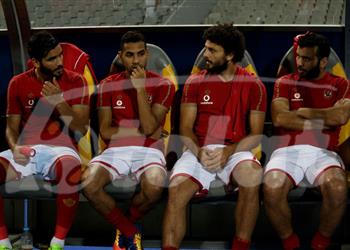 أساسيو الأهلي أمام سموحة راحة من مران الغد