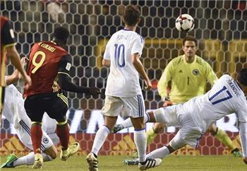 تصريحات لوكاكو عندما يتحدث تيري هنري عليك أن تسمع