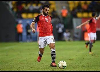 الحضري يداعب محمد صلاح في عيد ميلاده