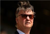 فان جال معلق ا على واقعة شغب جماهير وست هام هذا جزءا من عملنا