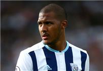 المهاجم رقم 9 برشلونة يصوب اهتمامه نحو مهاجم وست بروميتش ألبيون