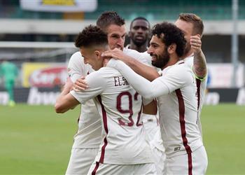 سوشيال_بطولات_للم حترفين ستروتمان يهنأ صلاح بهدفي كييفو ويمزح مع دجيكو