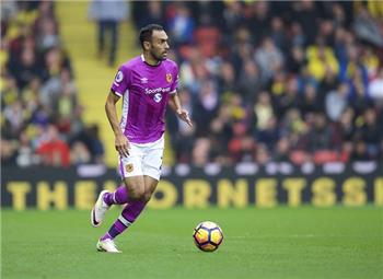 م حترفين هال سيتي يواصل السقوط ويخسر أمام واتفورد بهدف نظيف بمشاركة المحمدي