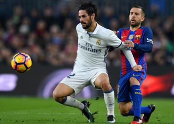 إيسكو ي حذر برشلونة من عودة ريال مدريد