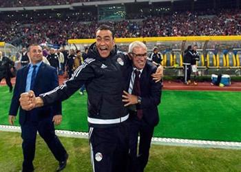 تعرف على اختيارات عصام الحضري وهيكتور كوبر لجوائز الأفضل في العالم