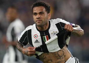 أخبار رسميا يوفنتوس يعلن رحيل داني ألفيس