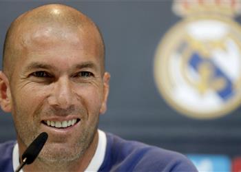 مؤتمر زيدان كرة ذهبية جديدة في إنتظار رونالدو لن أنتقد الـBBC ويعلق على ضم مبابي ومستقبل موراتا