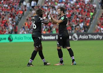 محترفين وست بروميتش ألبيون يسقط أمام كريستال بالاس في حضور حجازي