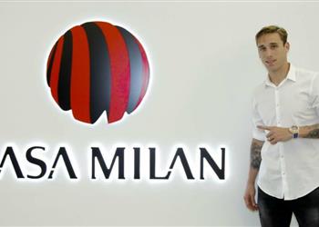 تصريحات بيليا لم أتوقع حفاوة استقبال جماهير ميلان