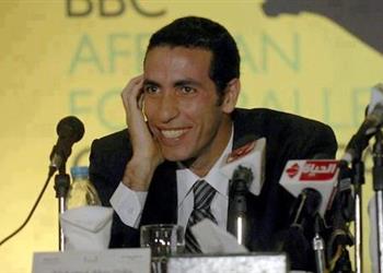 أبوتريكة ساخر ا من كوليبالي فين السجدة يا أجاي