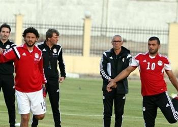 رأس الحربة يصيب كوبر بـ صداع مزمن لعنة متعب تحل على المهاجمين و مرعي يتصدر المشهد