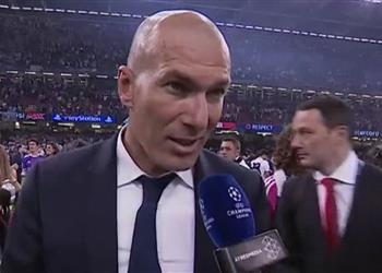 بطل_الشامبيونز زيدان أنا عبقري لست عبقري ا لكنني لست ضعيف ا ومستمر مع ريال مدريد