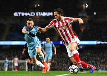 م حترفين لاعب ستوك السابق رمضان هو ميسي مصر