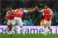 ماذا قالت صحيفة ديلي ميل عن النني بعد مباراة ليفربول