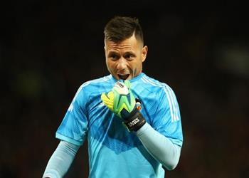 ميركاتو الحراس روما مهتم بالتعاقد مع حارس فالنسيا رغم نفي وكيله