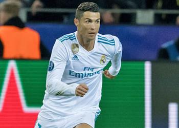 مانشستر يونايتد يتحرك لضم رونالدو وريال مدريد يحدد البديل