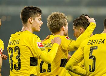 بوروسيا دورتموند يسقط أمام شتوتجارت في الدوري الألماني