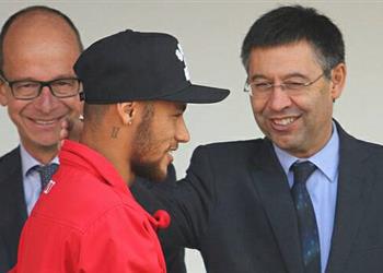 قضايا رئيس برشلونة مهدد بالسجن 5 سنوات في قضية نيمار