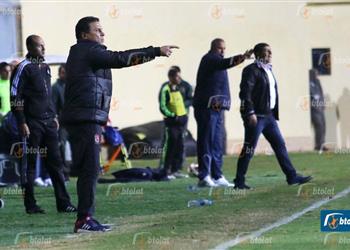 الأهلي يحجز مكان ا في القائمة الإفريقية لمدافع جديد
