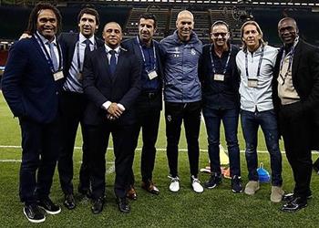 بالصور أساطير ريال مدريد يساندون زيدان قبل نهائي الأبطال