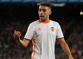 تقارير الميركاتو فالنسيا لا ينوي شراء الحدادي واللاعب مستعد للعودة إلى برشلونة