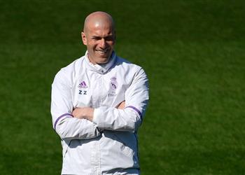 تاكتيكس زيدان يفاضل بين ناتشو وفاران لمرافقة راموس أمام أتلتيكو مدريد وبديل جاريث بيل