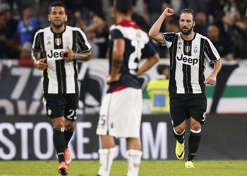 أخبار هيجواين يودع ألفيس ويثير التكهنات حول رحيله من يوفننتوس