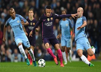 سوشيال_بطولات فيرناندينهو يبرأ نفسه من واقعة ميسي ويصفها بالـ سخيفة ويؤكد احترامه الدائم للخصوم