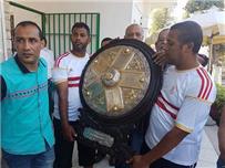 الأهلي نشكر الزمالك على طريقة تسليم درع الدوري ويؤكد الدرع سليم