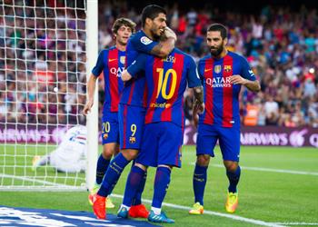 صراع إيطالي على مهاجم برشلونة