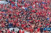 بالصور جمهور الأهلي يتوافد على ملعب السويس