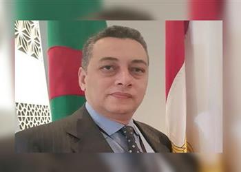 سفير مصر بالمغرب ي شيد بانضباط بعثة الأهلي قبل مواجهة الوداد