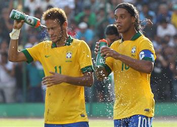 تصريحات رونالدينيو نيمار سيكون أفضل لاعب في هذا الكوكب
