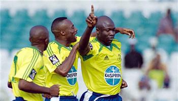 نجم صن داونز الأسبق خسرنا من الأهلي برباعية وبفضلهم سنتوج بالبطولة على حساب الزمالك