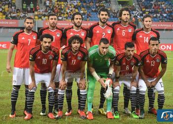 معسكر مفتوح ومؤتمر لكوبر آخر إجراءات المنتخب قبل السفر لبرج العرب