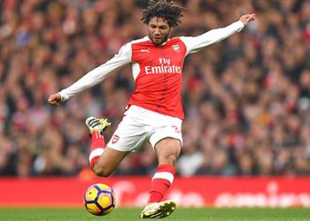 محترفين فيديو النني يشارك في خسارة أرسنال أمام إشبيلية بكأس الإمارات