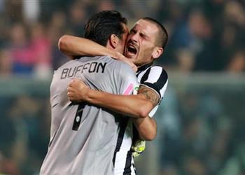 سوشيال_بطولات بوفون لبونوتشي سأفتقدك يا زميل الرحلة