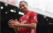 أخبار إبراهيموفيتش يتواجد في ميلانو بعد الفوز على ليستر سيتي