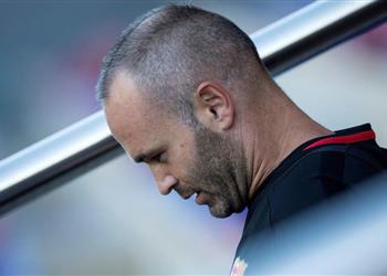 قائد برشلونة يثير الشكوك حول رحيله