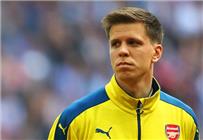 آرسنال يرفض طلب روما بشأن تشيزيني