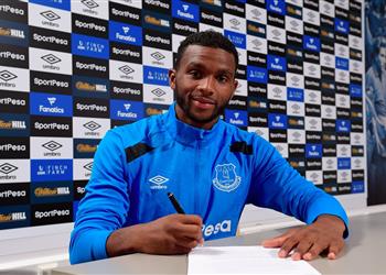 ميركاتو الصيف رسمي ا إيفرتون يتعاقد مع مارتينا حتى 2020