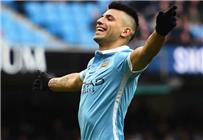 ظهير مانشستر سيتي أجويرو أفضل لاعب في البريميرليج