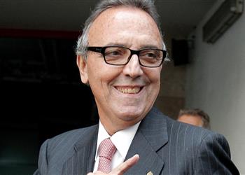 تصريحات رئيس برشلونة الأسبق من الصعب هزيمة ريال مدريد غد ا وإذا خسر مع برشلونة سألقي بنفسي من النافذة