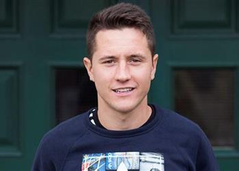 هيريرا يوجه رسالة لفالفيردي وإنيستا