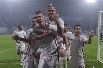 م حترفين روما يحول تأخره لفوز ثلاثي على ساسولو وصلاح يصنع هدفا